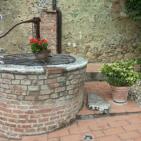 Fullino Nero Apartment
